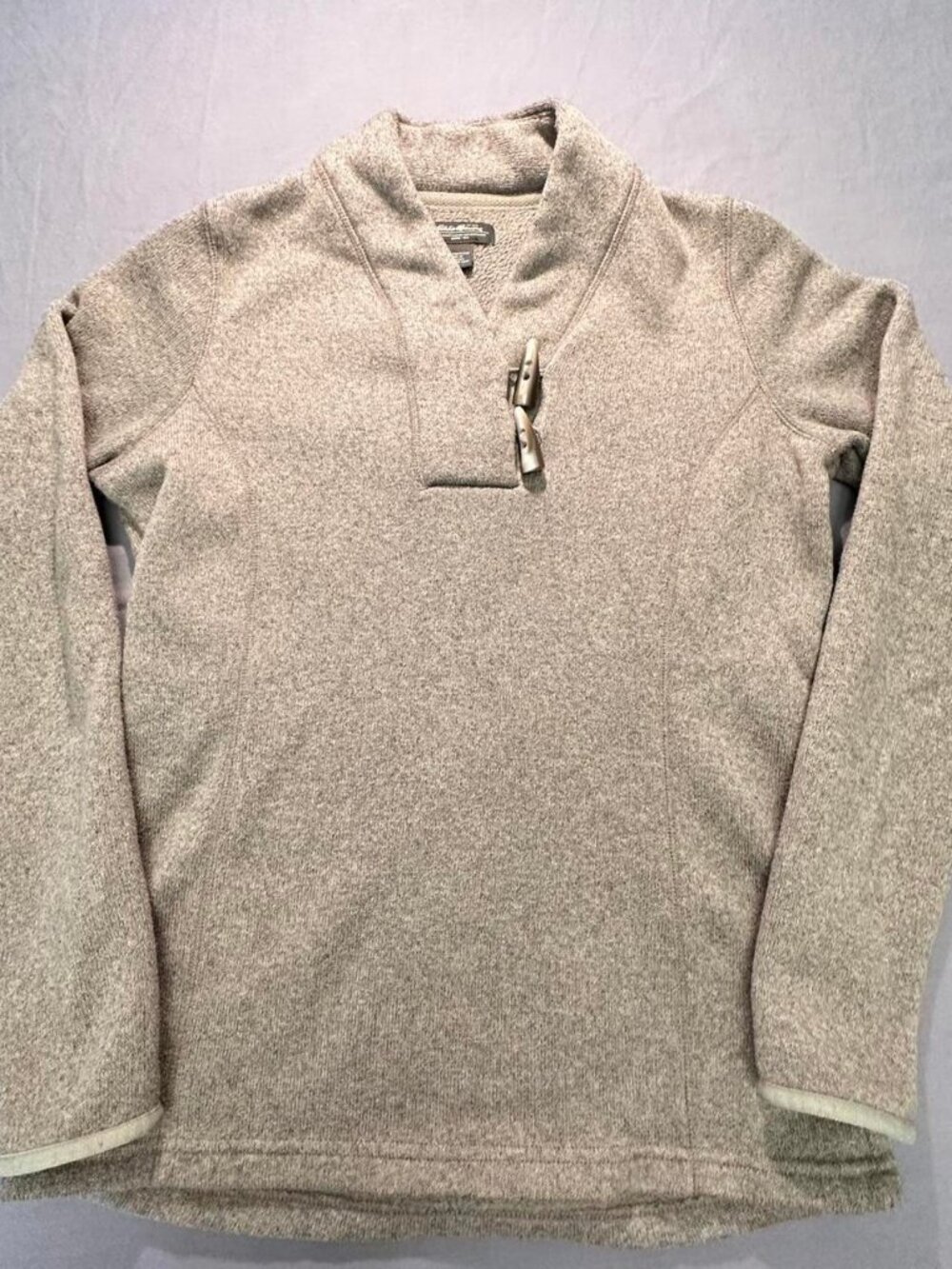 Eddie Bauer Men's Grey and Cream Jumper